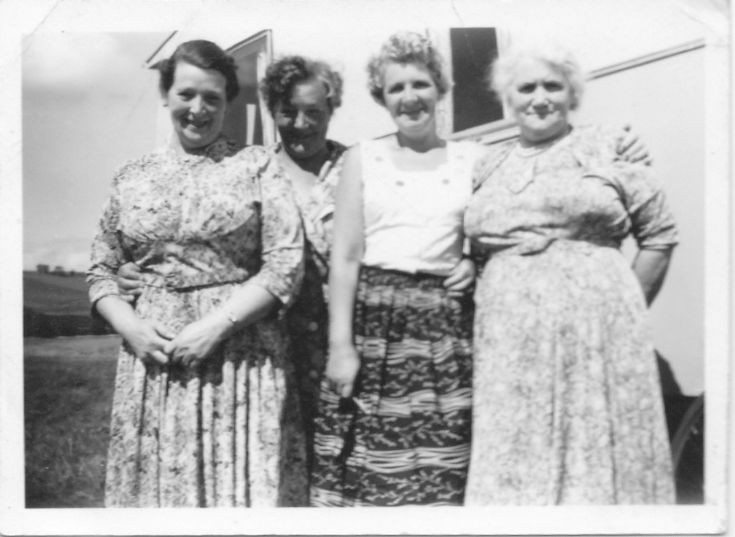 Elsie More and Isabella Bassindale