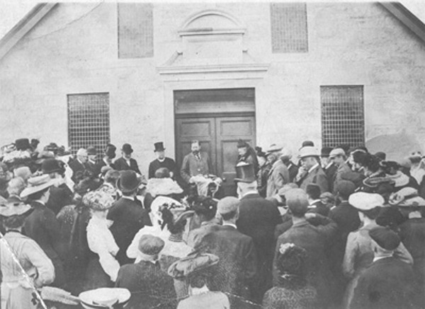 Gordon Memorial Hall
